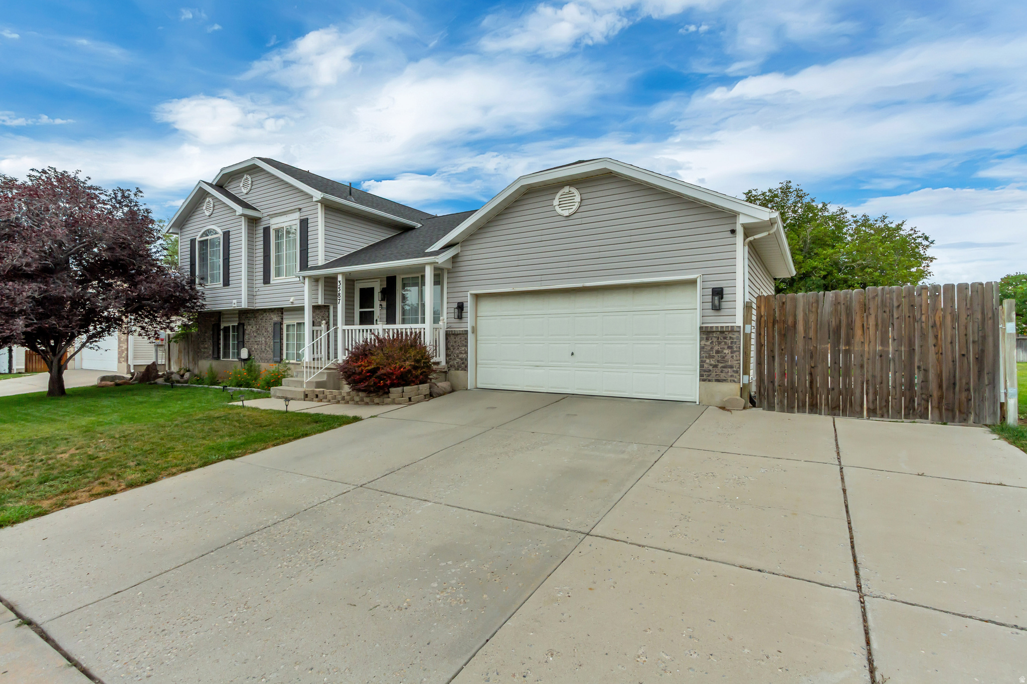 3587 S FEULNER DR, West Valley City, UT 84128 — photo 1