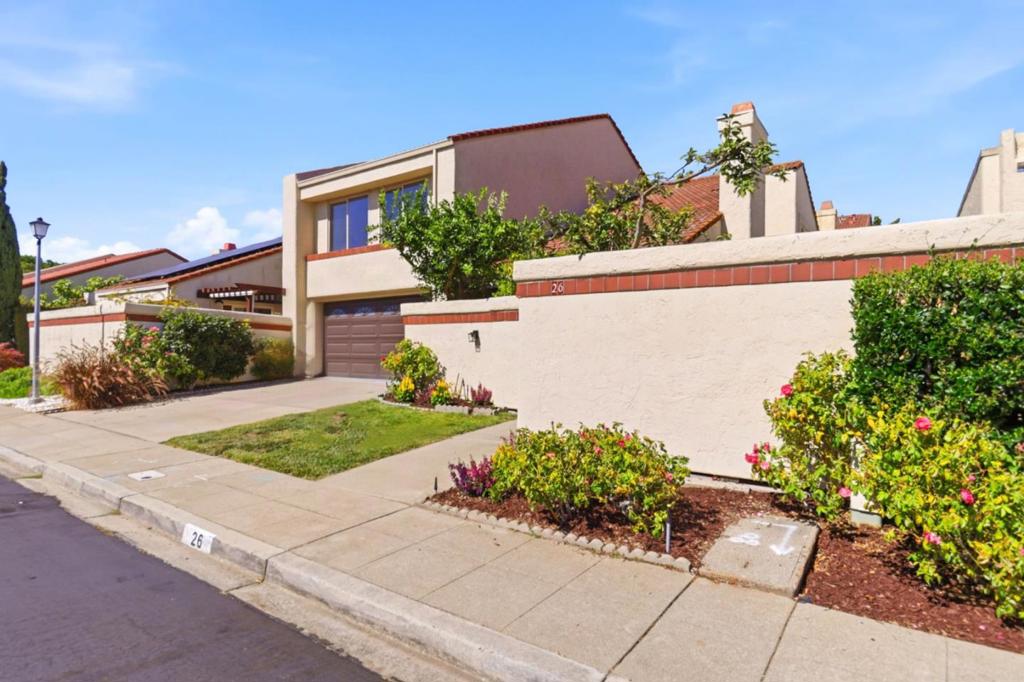 26 Lido Circle, Redwood City, CA 94065 — photo 1