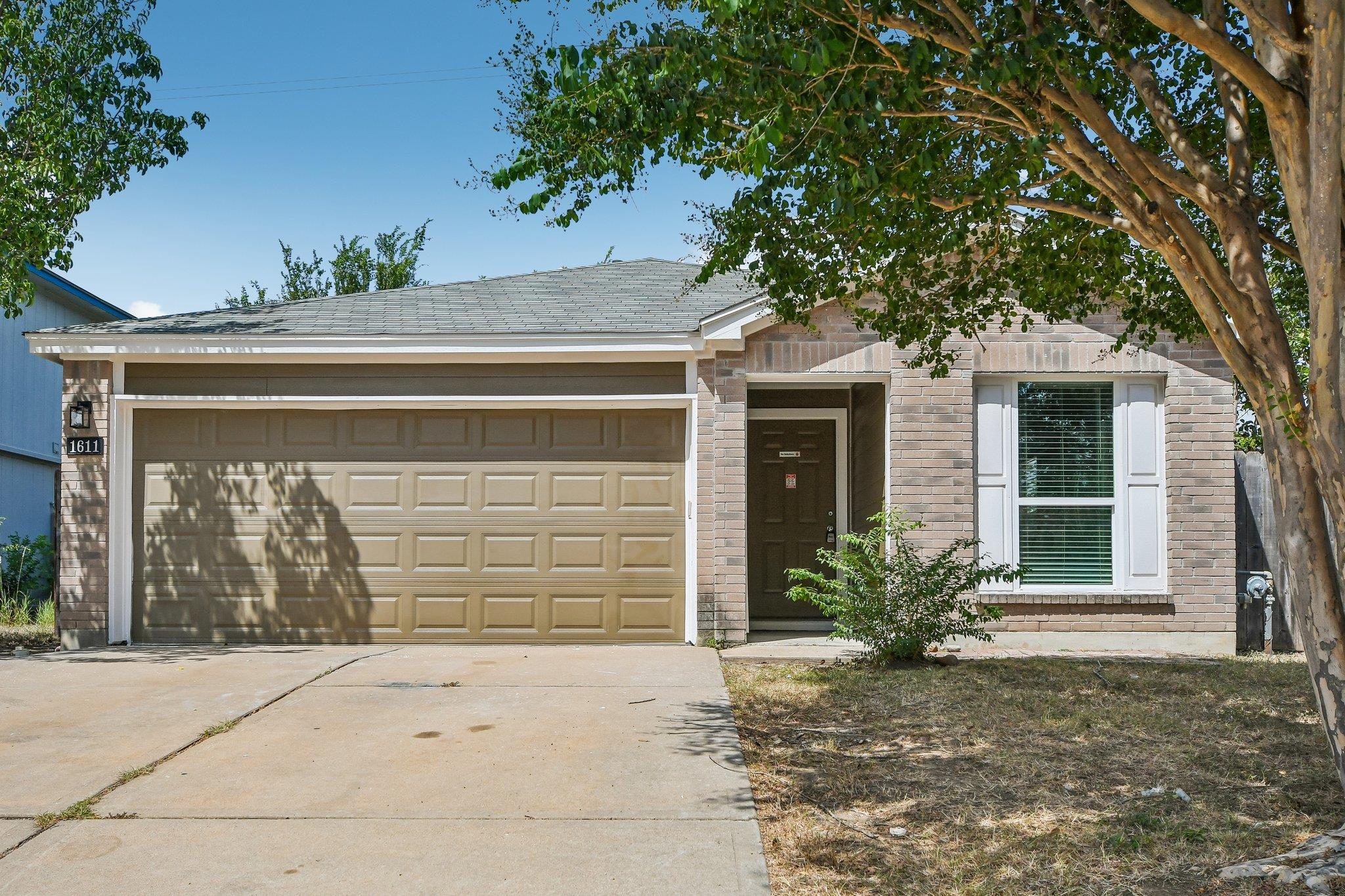 1611  Lantern Light Dr, Round Rock, TX 78681 — photo 1