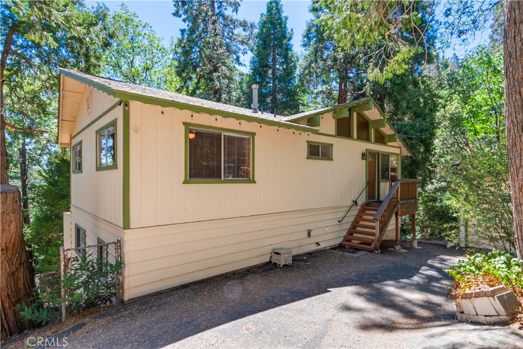 24514 Albrun, Crestline, CA 92325 — photo 1