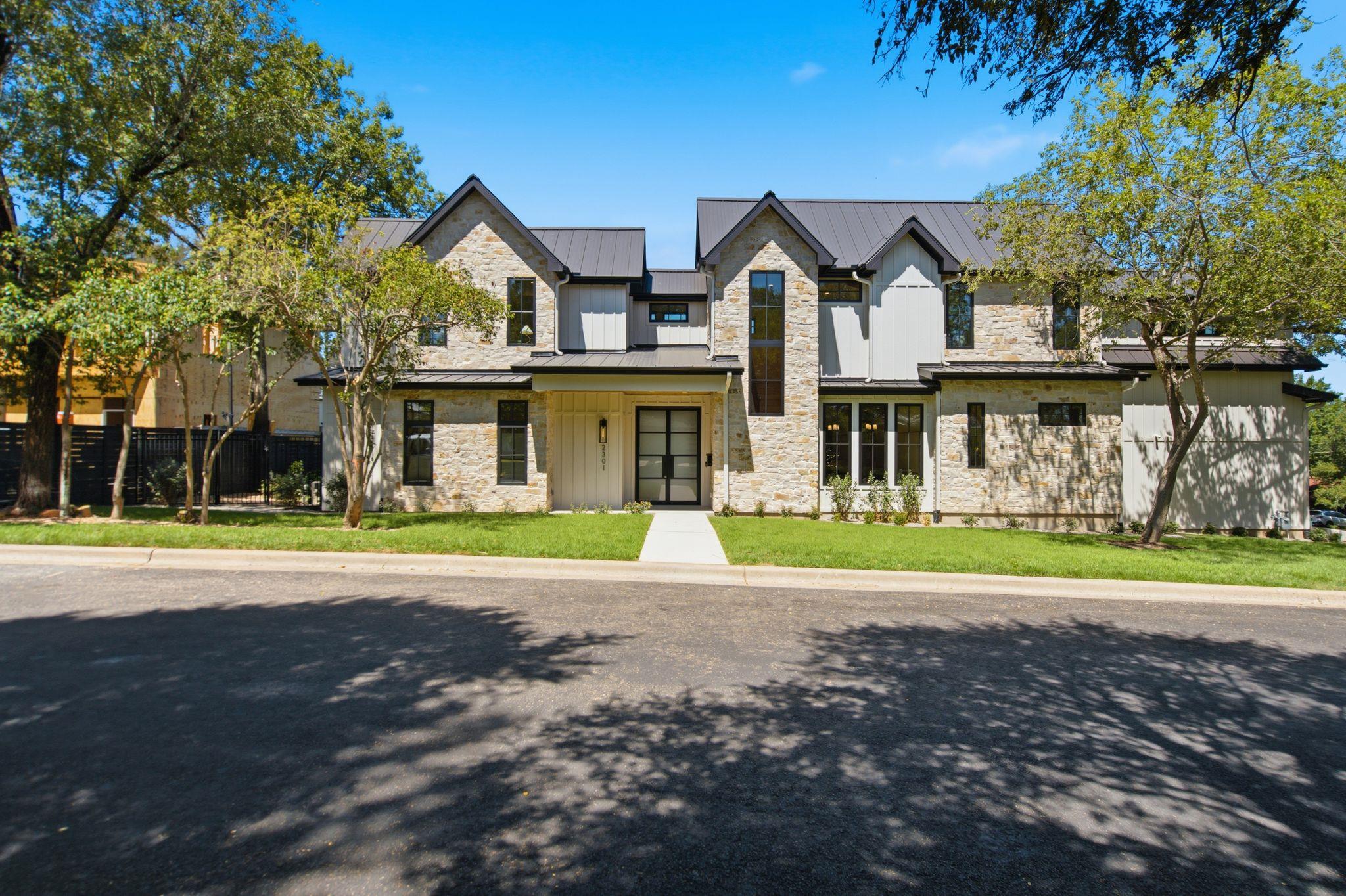 2301  Westworth Cir, Austin, TX 78704 — photo 1