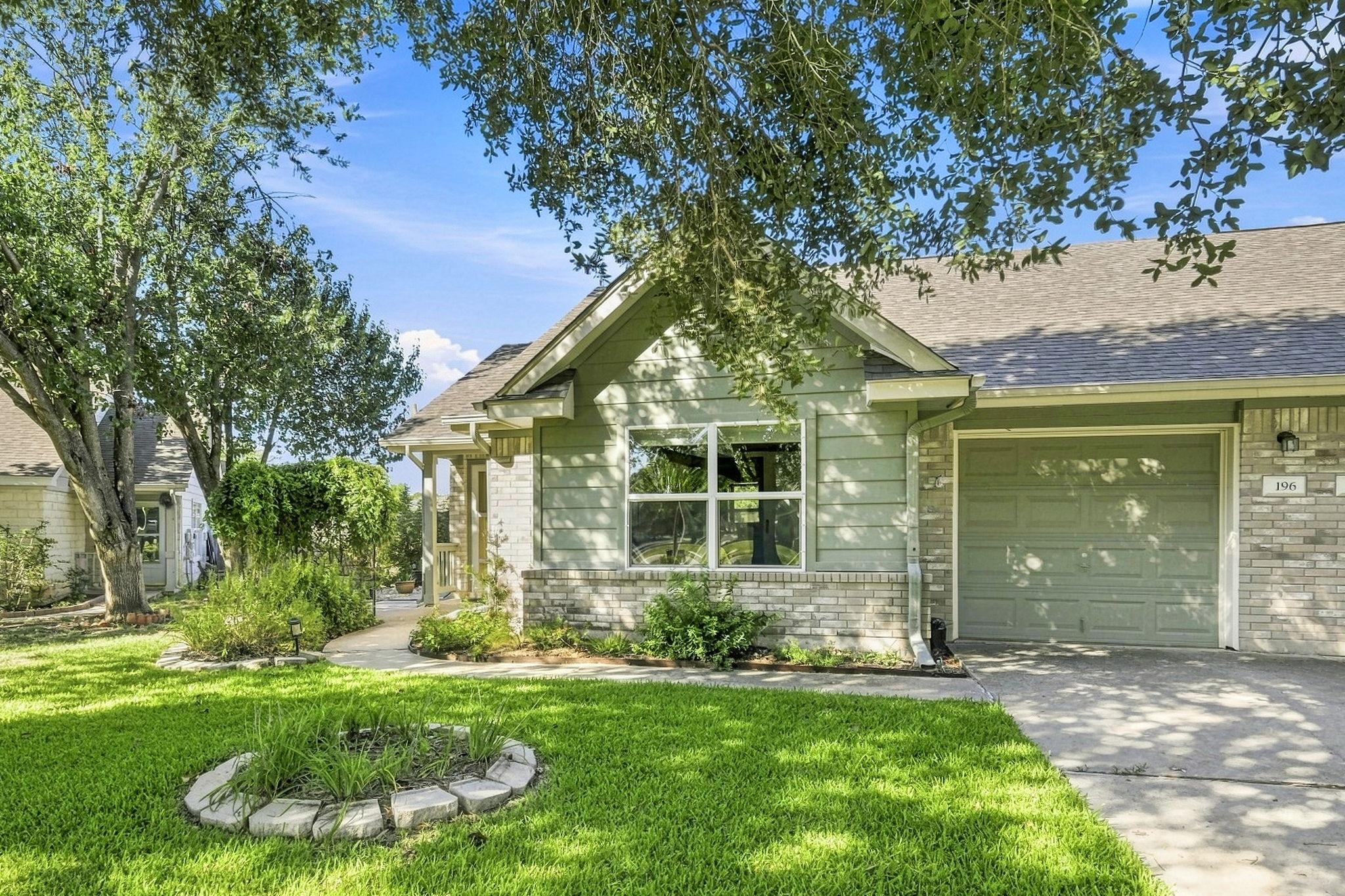 196 Prairie Springs Loop, Georgetown, TX 78626 — photo 1