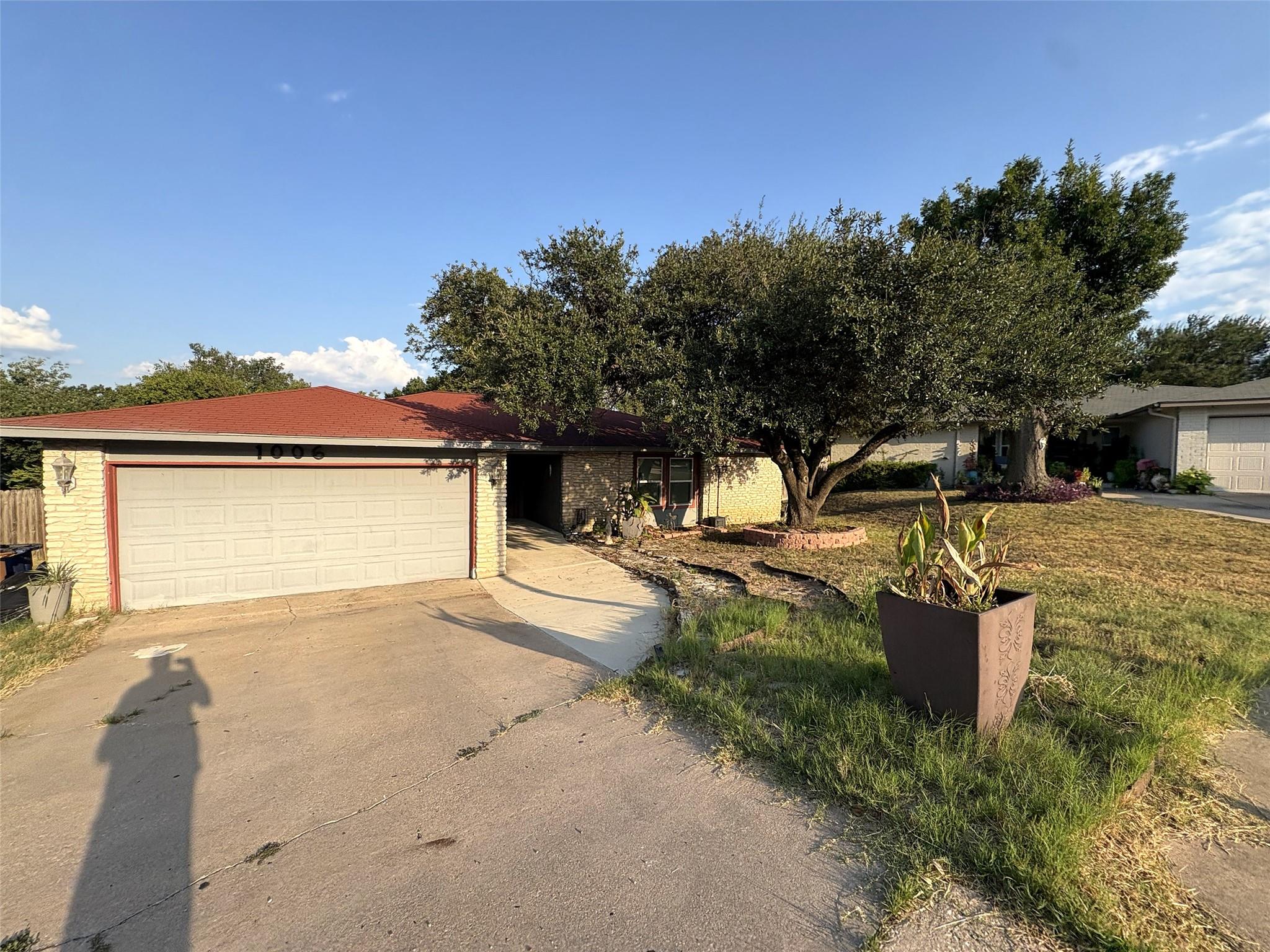 1006  Wisteria Cir, Austin, TX 78753 — photo 1