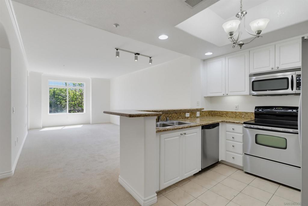 4175 Executive Dr G205, La Jolla, CA 92037 — photo 1