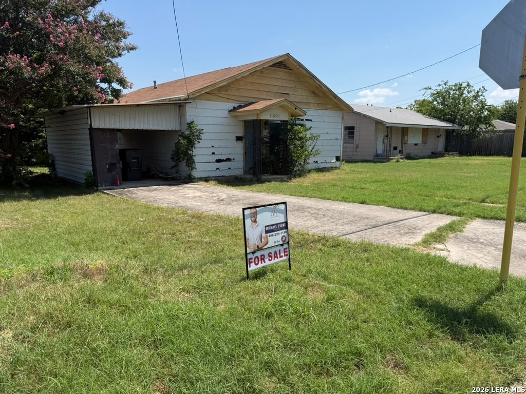 207 W ANDERSON AVE, Killeen, TX 76541 — photo 1