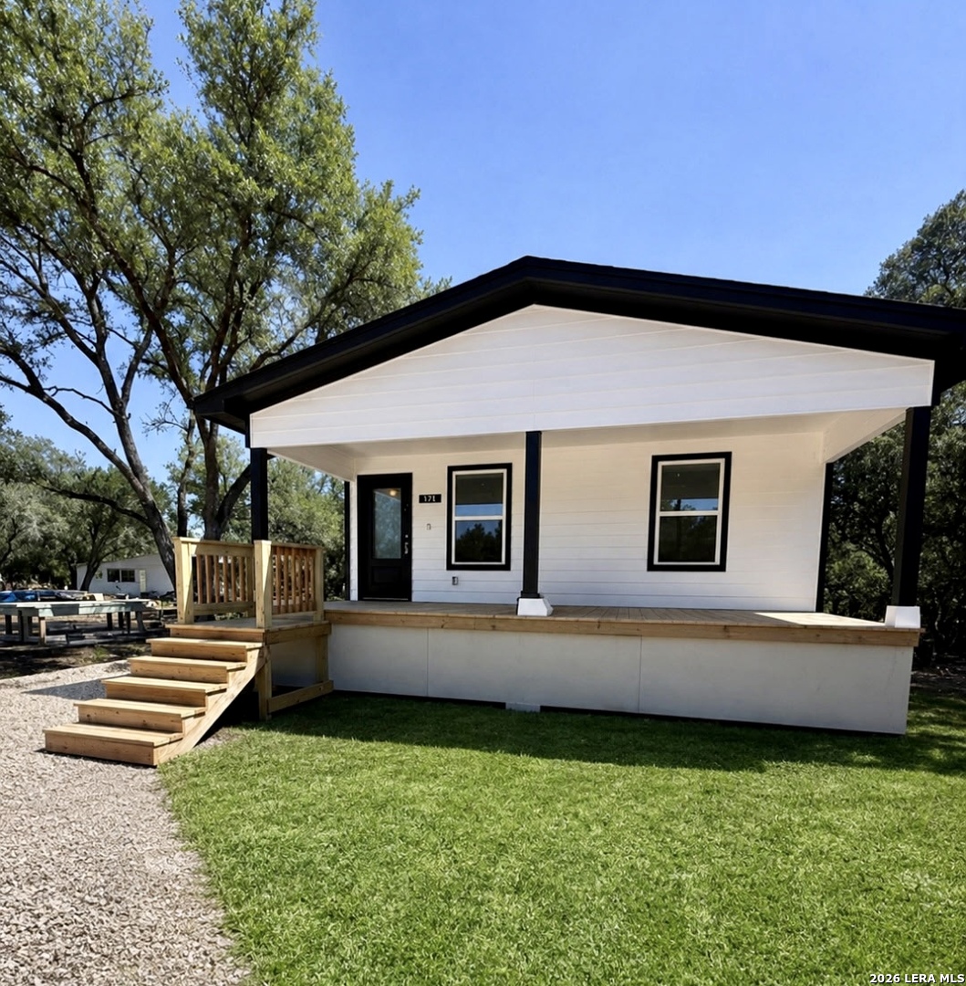 918 Scenic Dr, Bandera, TX 78003 — photo 1