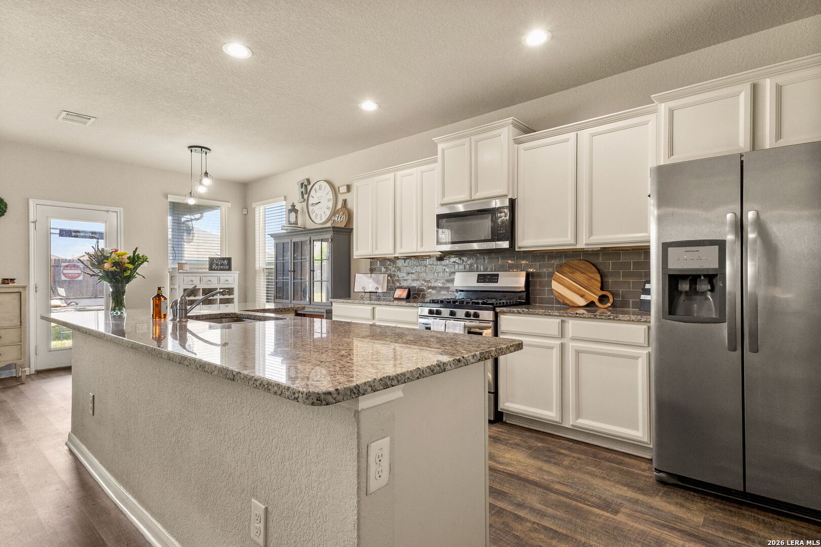 410 MOONVINE WAY, New Braunfels, TX 78130 — photo 1