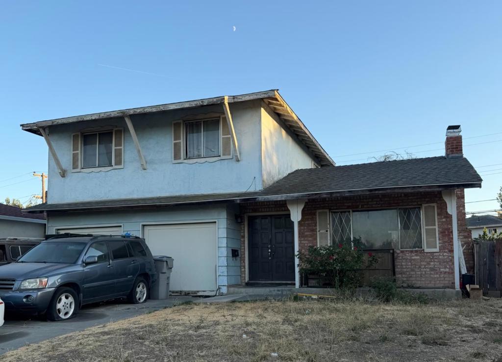 3105 Lone Bluff Way, San Jose, CA 95111 — photo 1