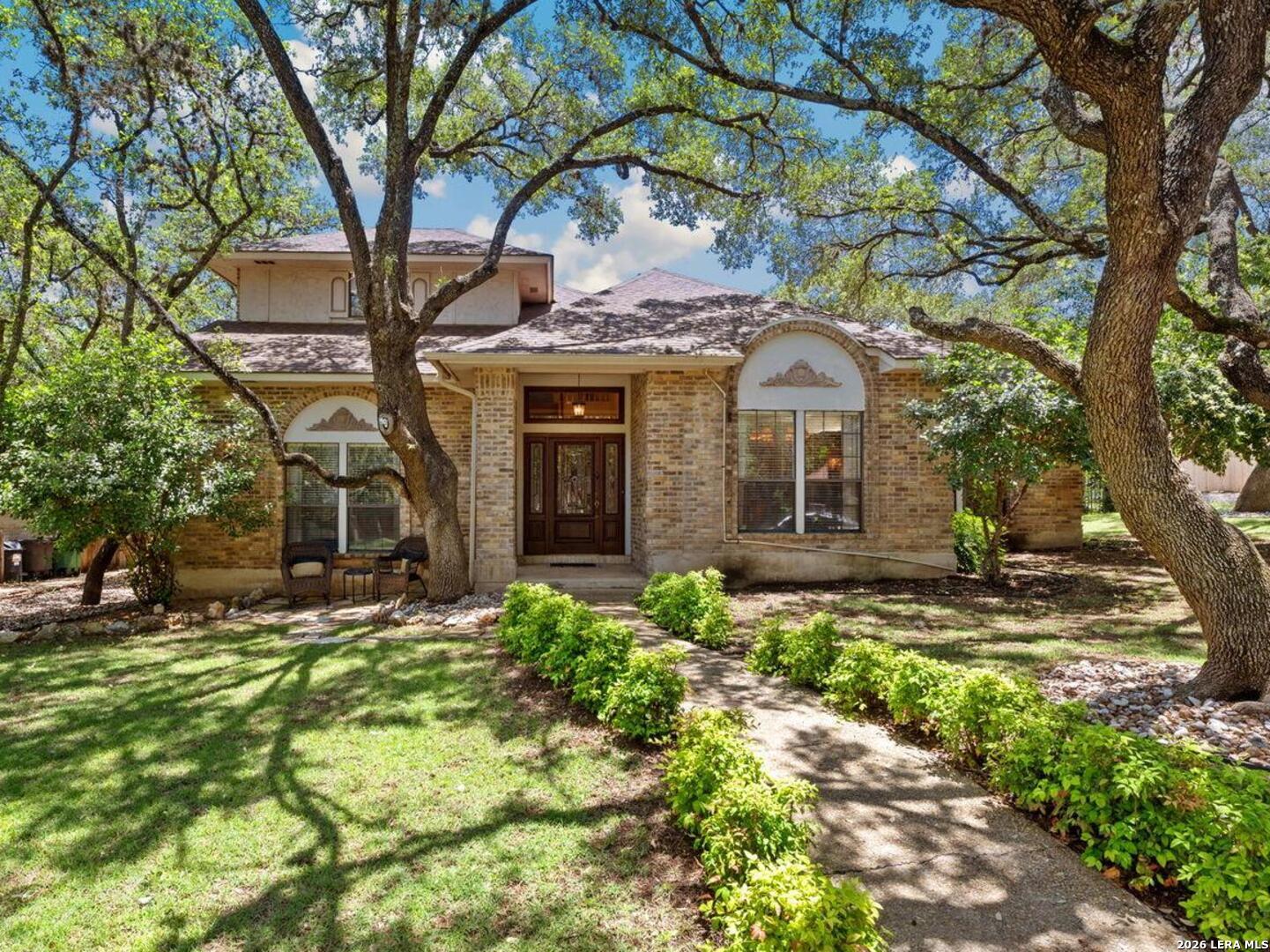 13102 N HUNTERS CIR, San Antonio, TX 78230 — photo 1