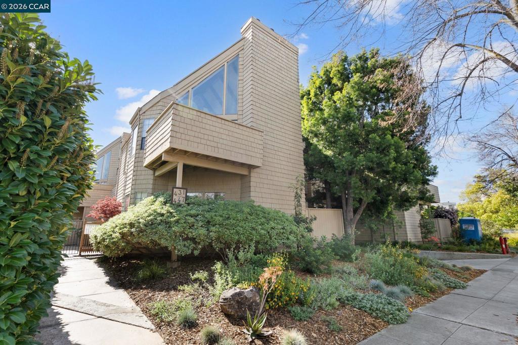 443 College Ave, Palo Alto, CA 94306 — photo 1