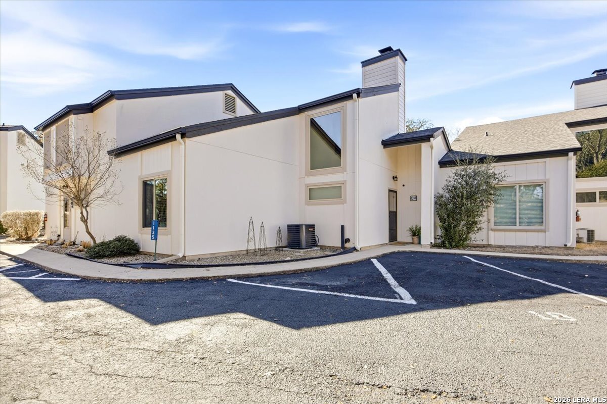 1135 Parkview, Canyon Lake, TX 78133 — photo 1