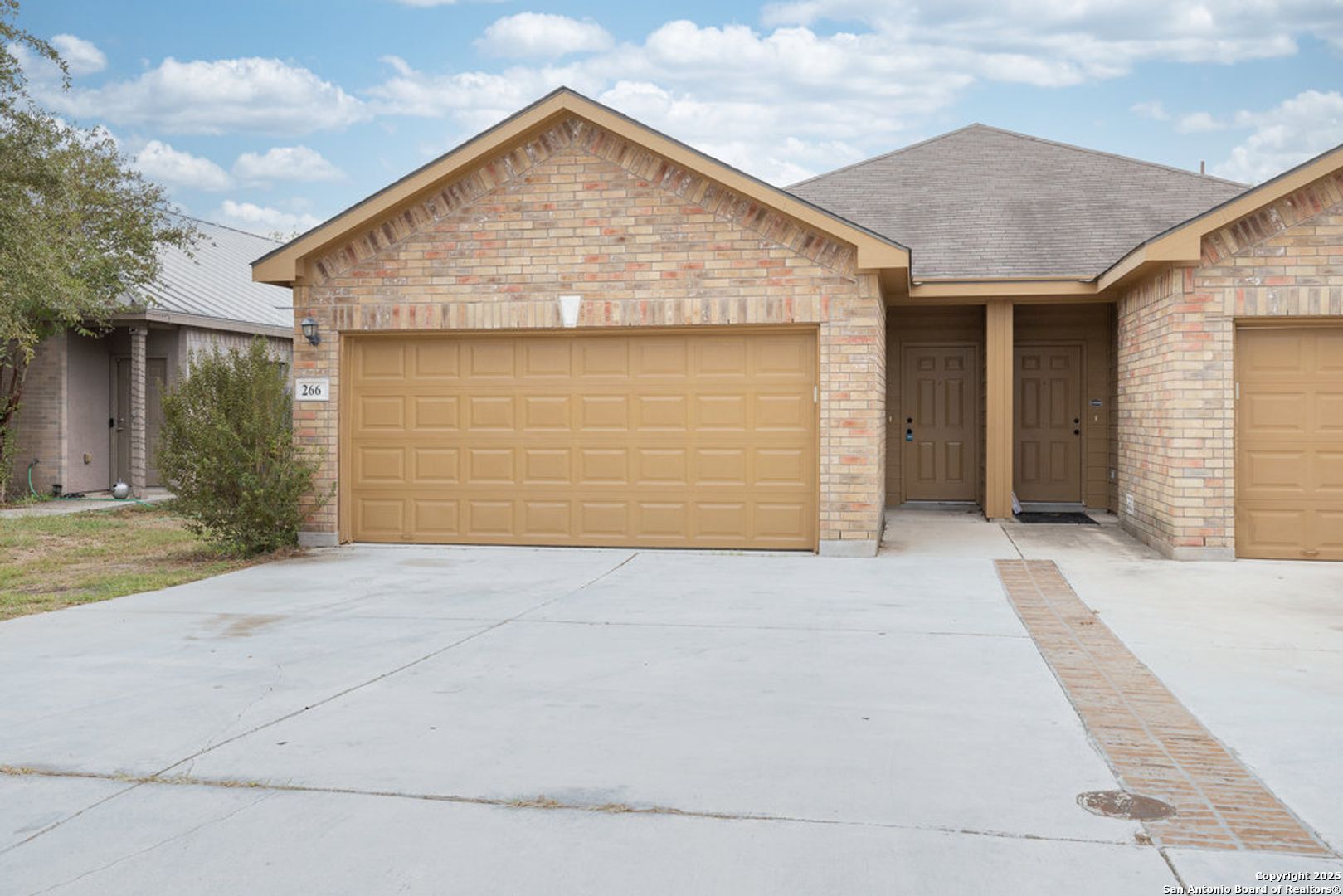 264 Rosalie, New Braunfels, TX 78130 — photo 1