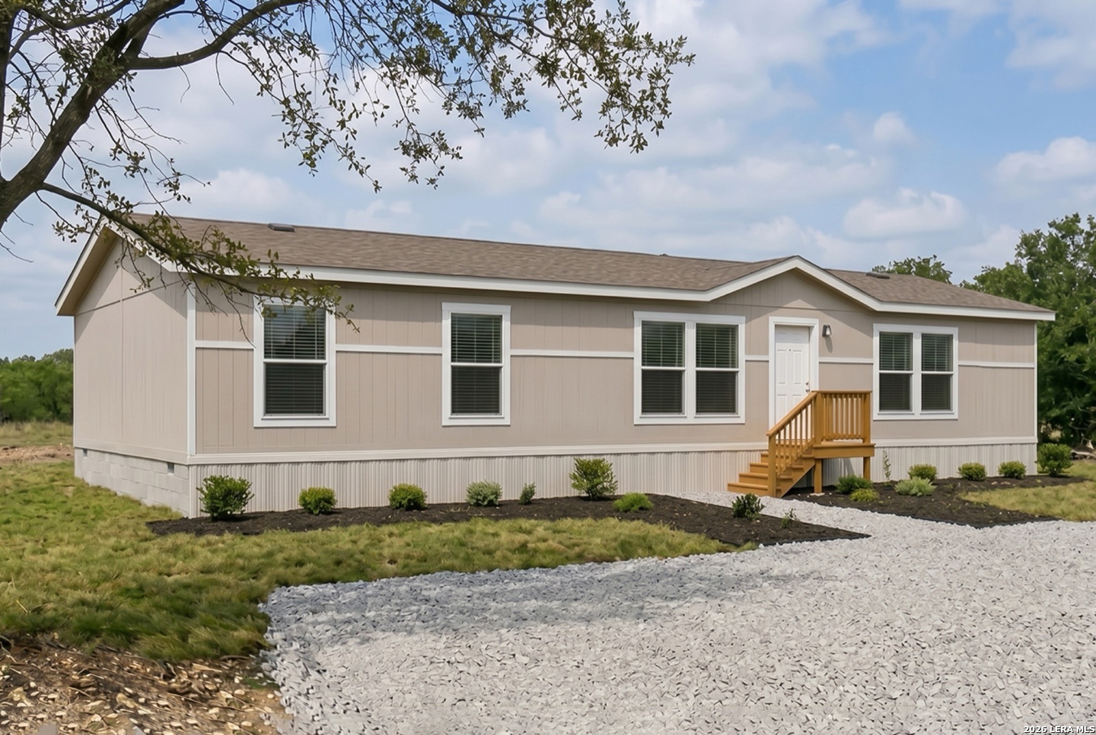 12180 FM 1117, Seguin, TX 78155 — photo 1