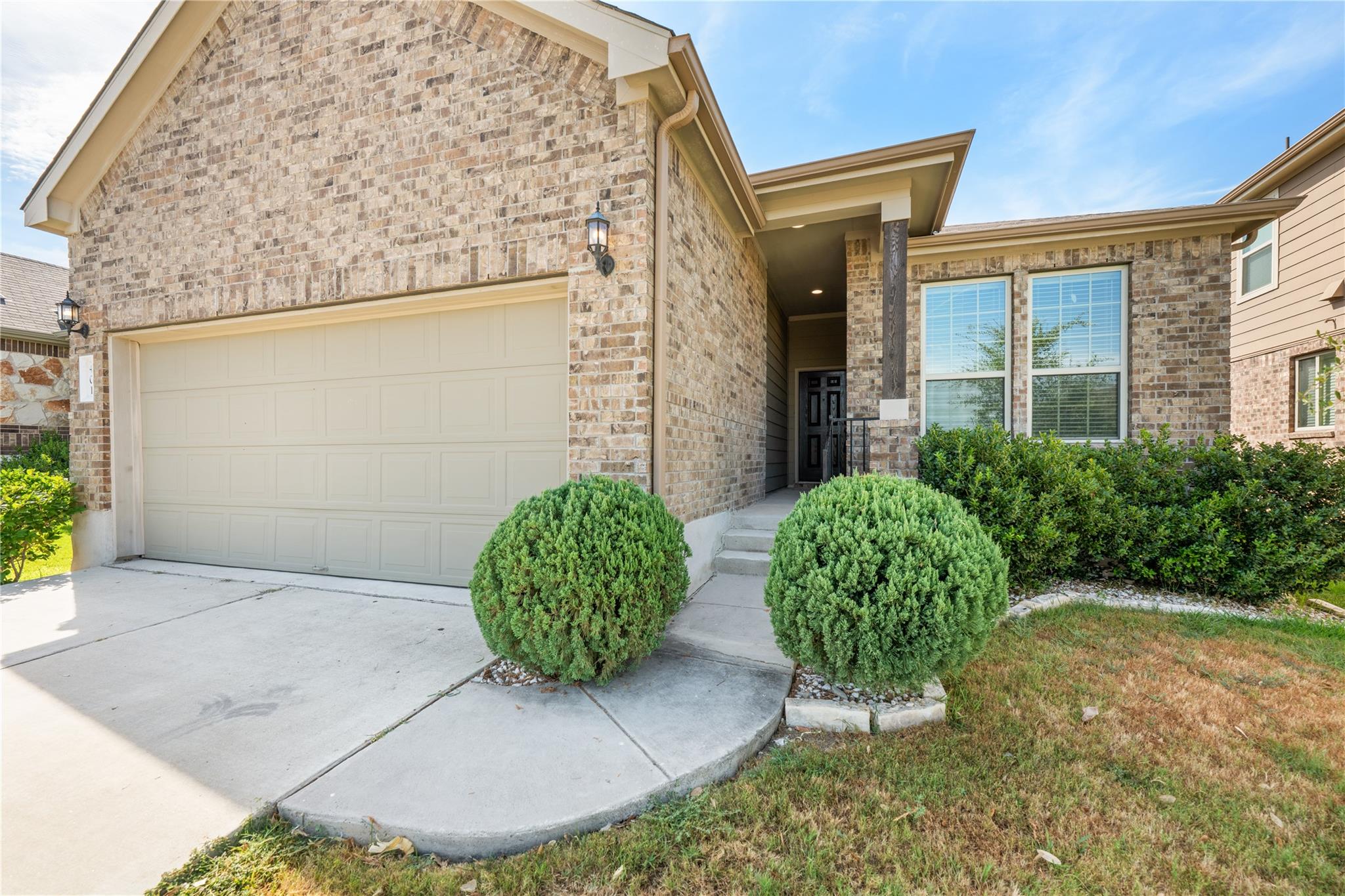 401 Duroc Dr, Hutto, TX 78634 — photo 1