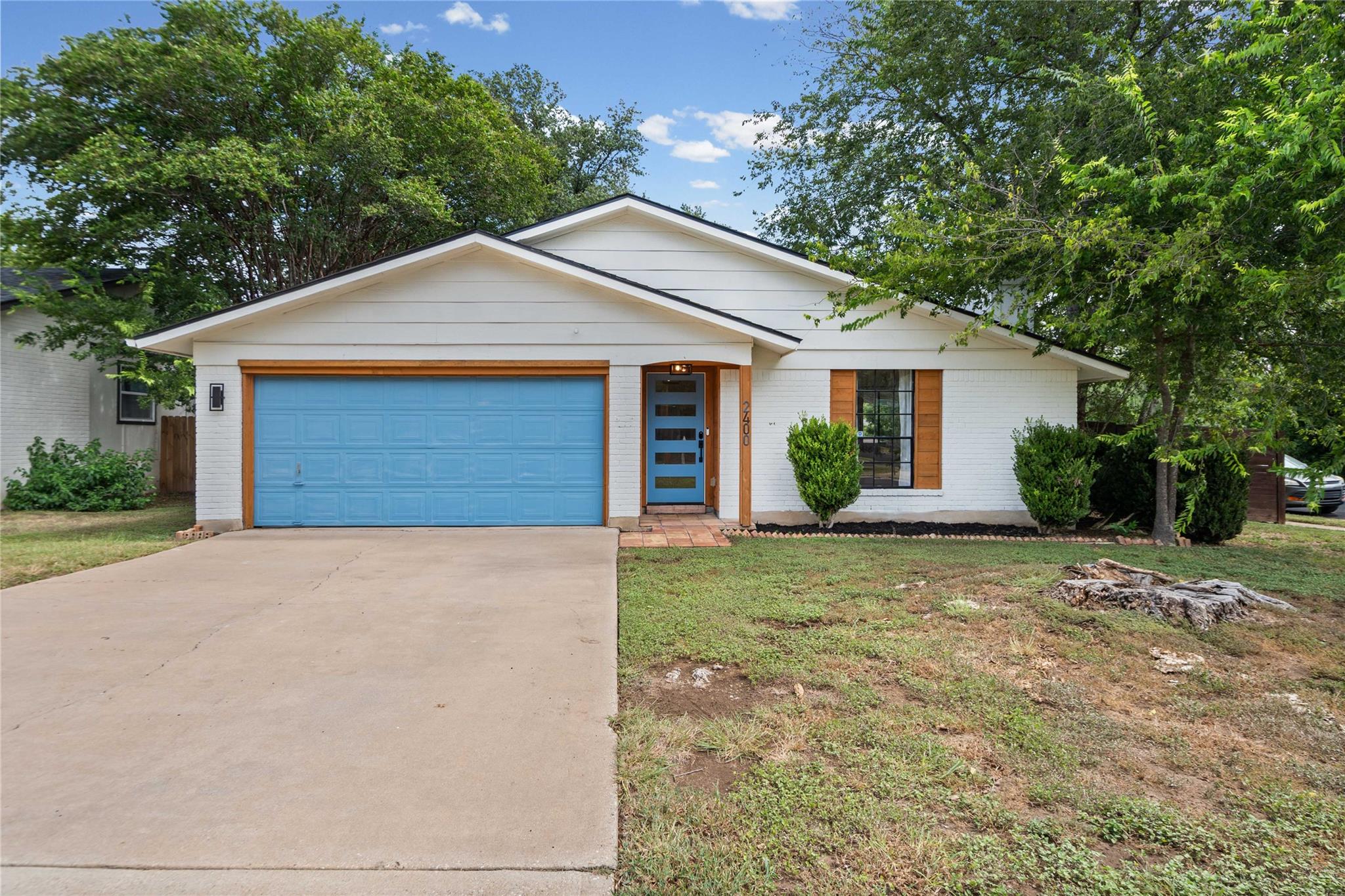 2400  Broken Oak Dr, Austin, TX 78745 — photo 1