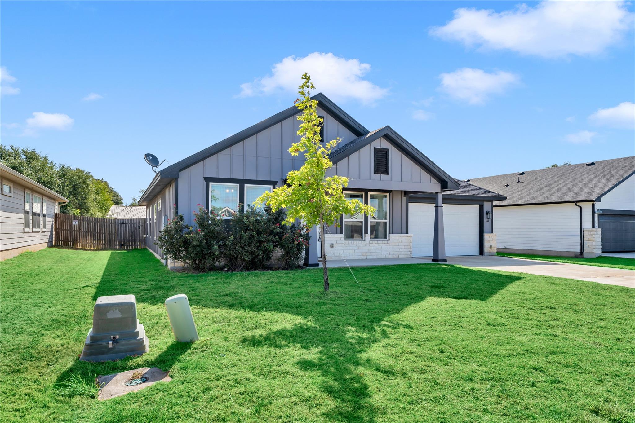 449 Dove Trl, Bertram, TX 78605 — photo 1