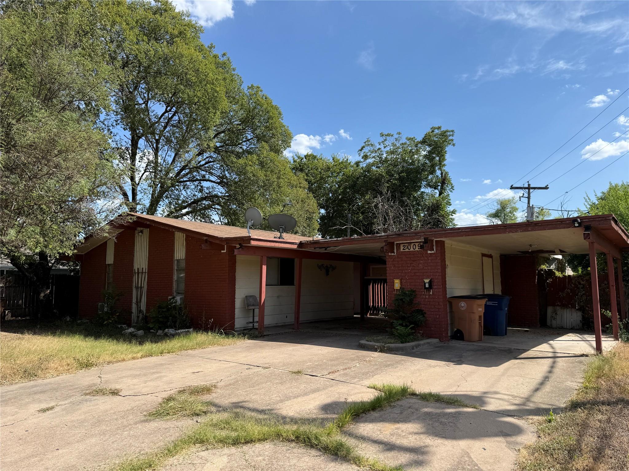 2009 Wheless Ln, Austin, TX 78723 — photo 1