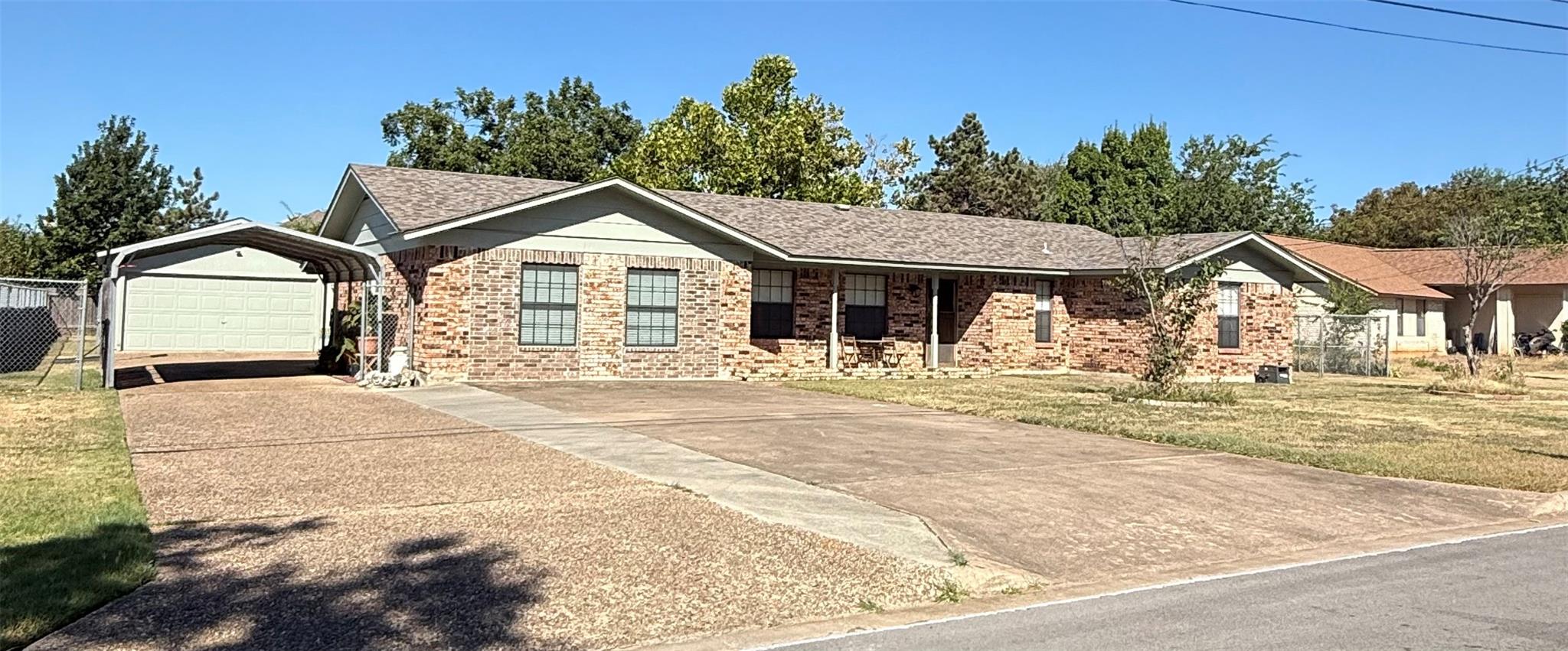 205  Parkway Dr, Cedar Park, TX 78613 — photo 1