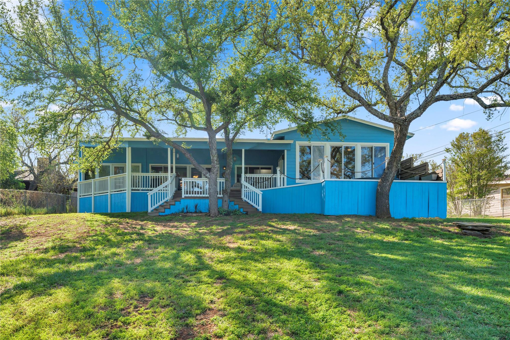 129 Ponderosa Point Dr, Burnet, TX 78611 — photo 1
