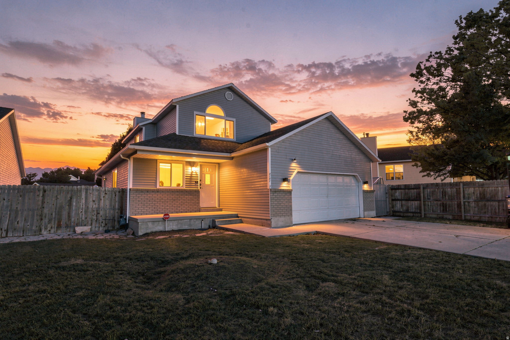 8161 S CREEKWOOD DR, West Jordan, UT 84088 — photo 1