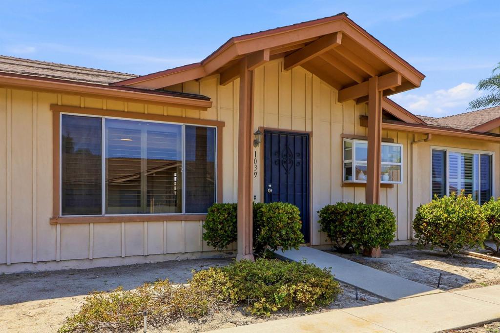 1039 Plover Way, Oceanside, CA 92057 — photo 1