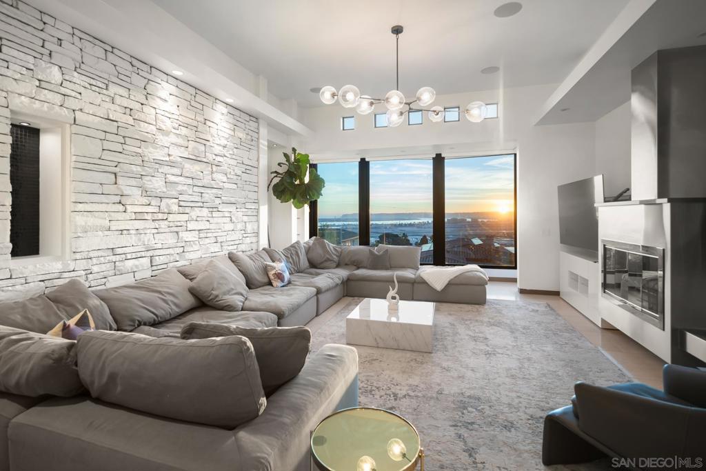 3515 UNION ST, San Diego, CA 92103 — photo 1