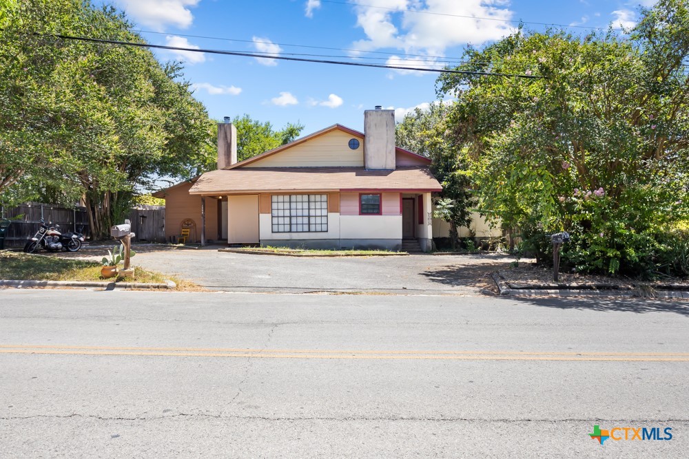 1203 Hazelton Street B, San Marcos, TX 78666 — photo 1