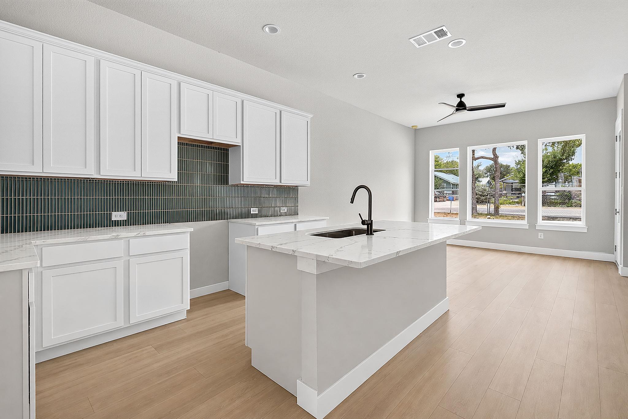 5001 Pecan Springs Rd #31, Austin, TX 78723 — photo 1