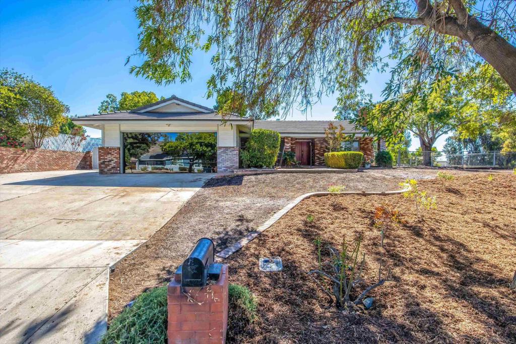33155 Avenue D, Yucaipa, CA 92399 — photo 1