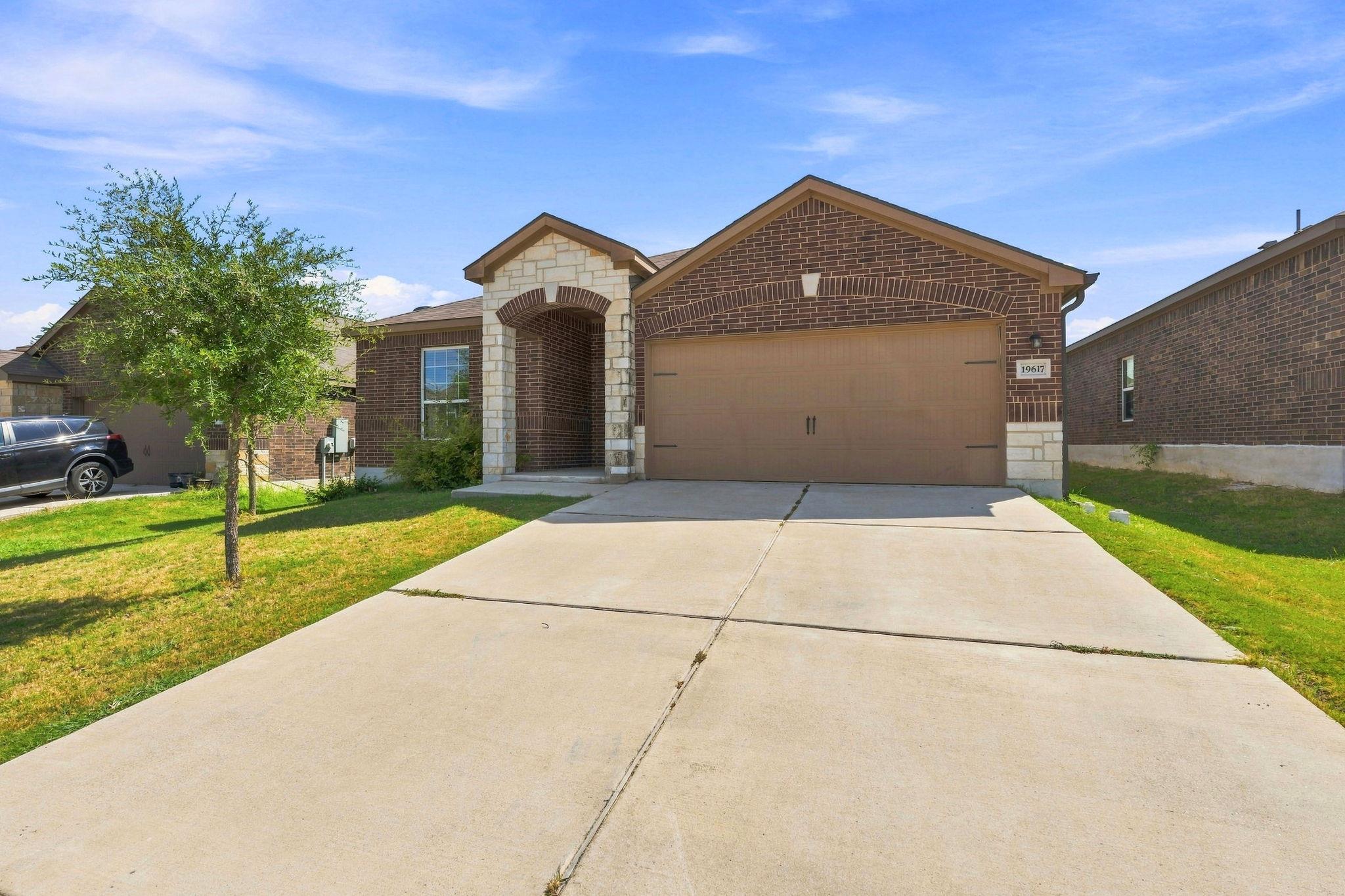 19617  Andrew Jackson St, Manor, TX 78653 — photo 1