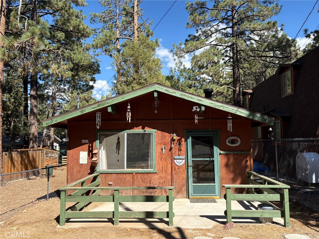 343 Holmes Lane, Sugarloaf, CA 92386 — photo 1