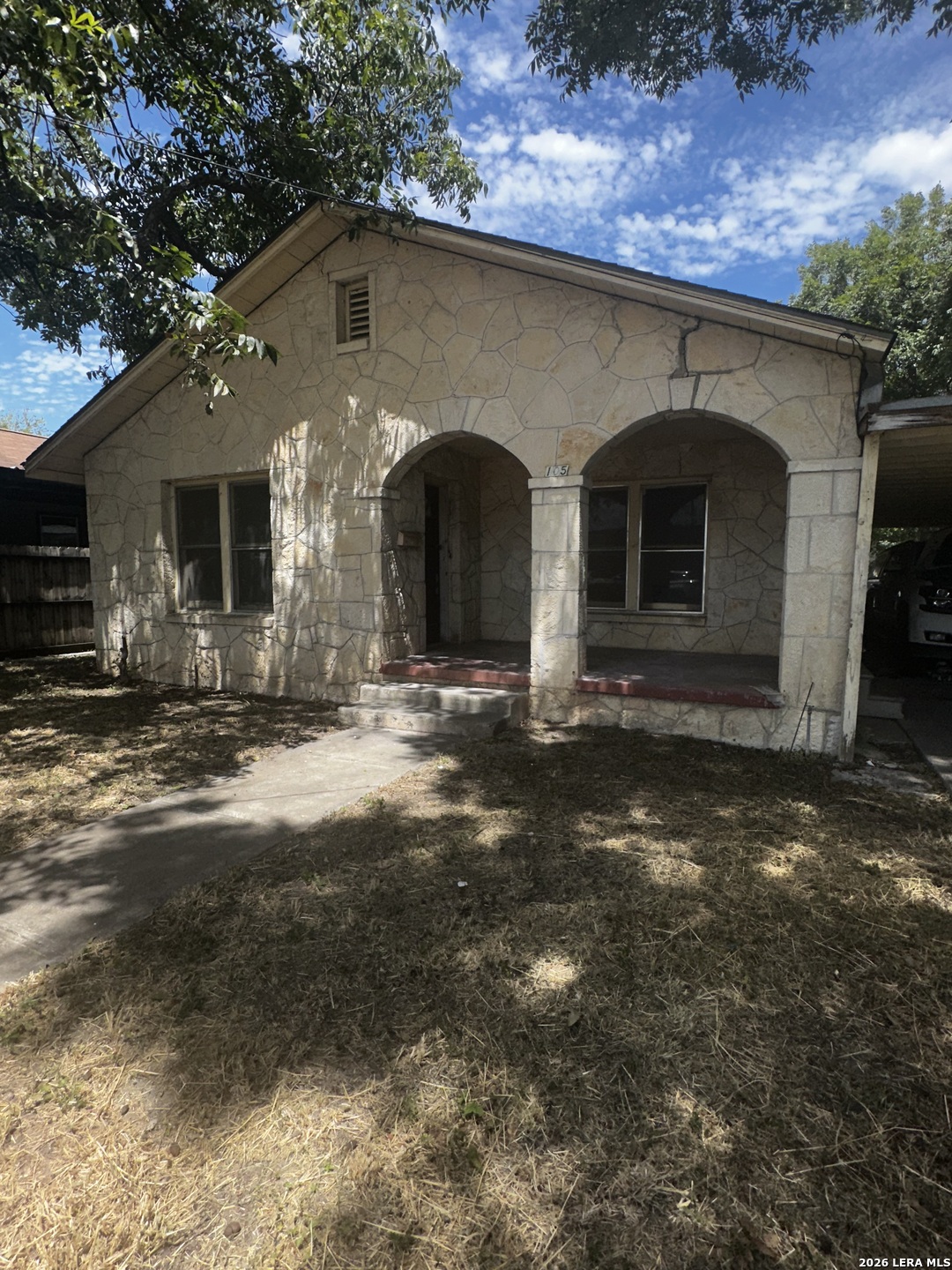 105 Hot Wells Blvd, San Antonio, TX 78223 — photo 1