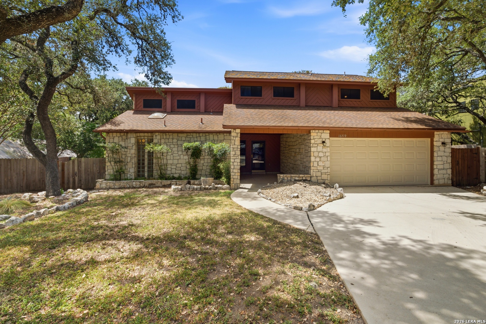 16719 SPRINGHILL DR, San Antonio, TX 78232 — photo 1