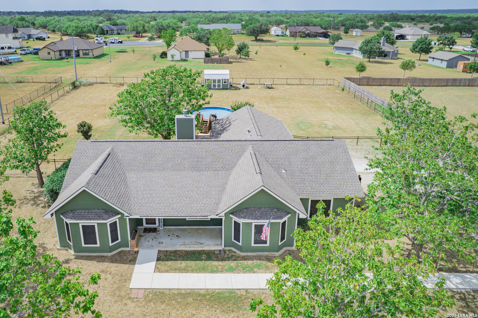 160 Rock Dove, Lytle, TX 78052 — photo 1