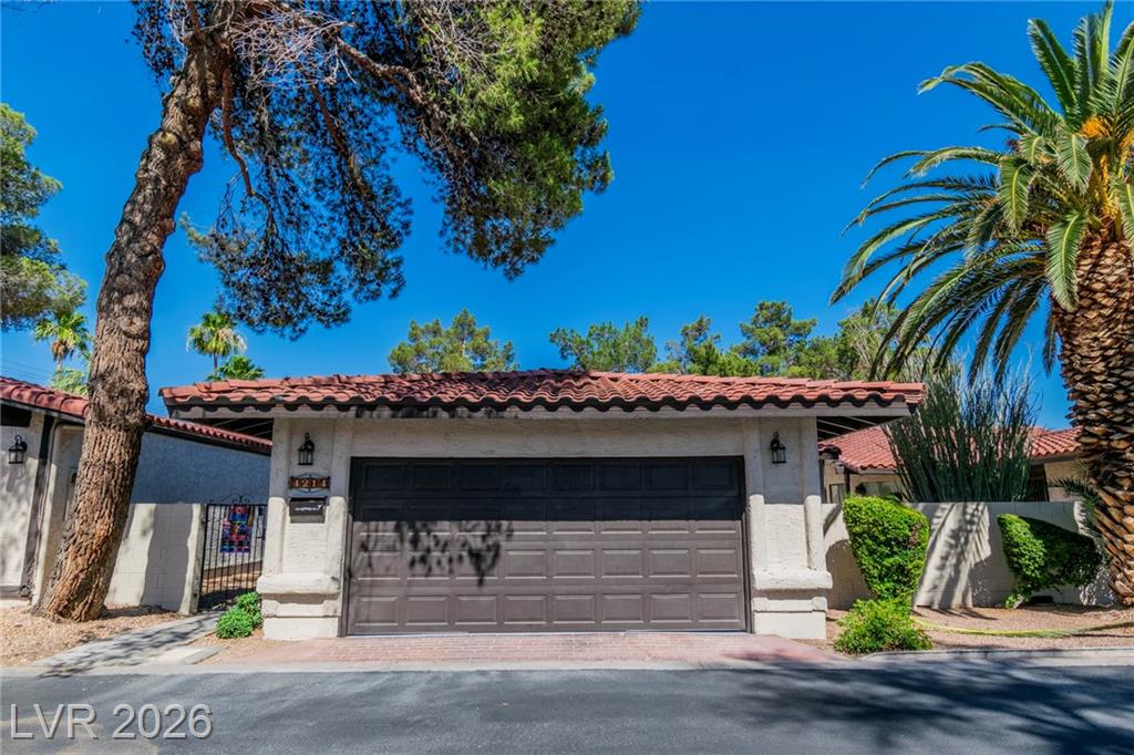 4214 Whippoorwill Circle, Las Vegas, NV 89121 — photo 1