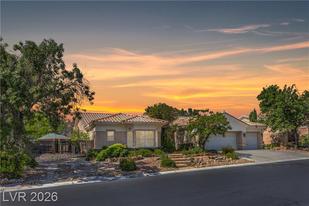 7411 Bridlehorne Avenue, Las Vegas, NV 89131 — photo 1