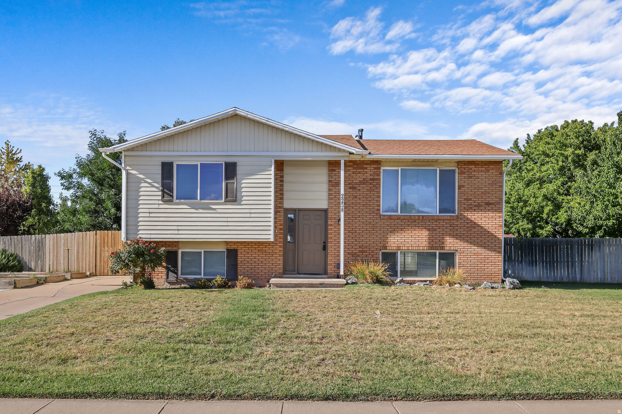 2258 W 2175 S, Syracuse, UT 84075 — photo 1