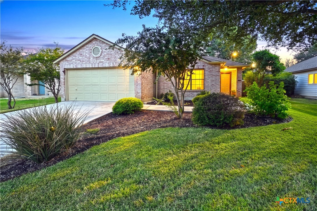 762 Pinehurst Drive, New Braunfels, TX 78130 — photo 1