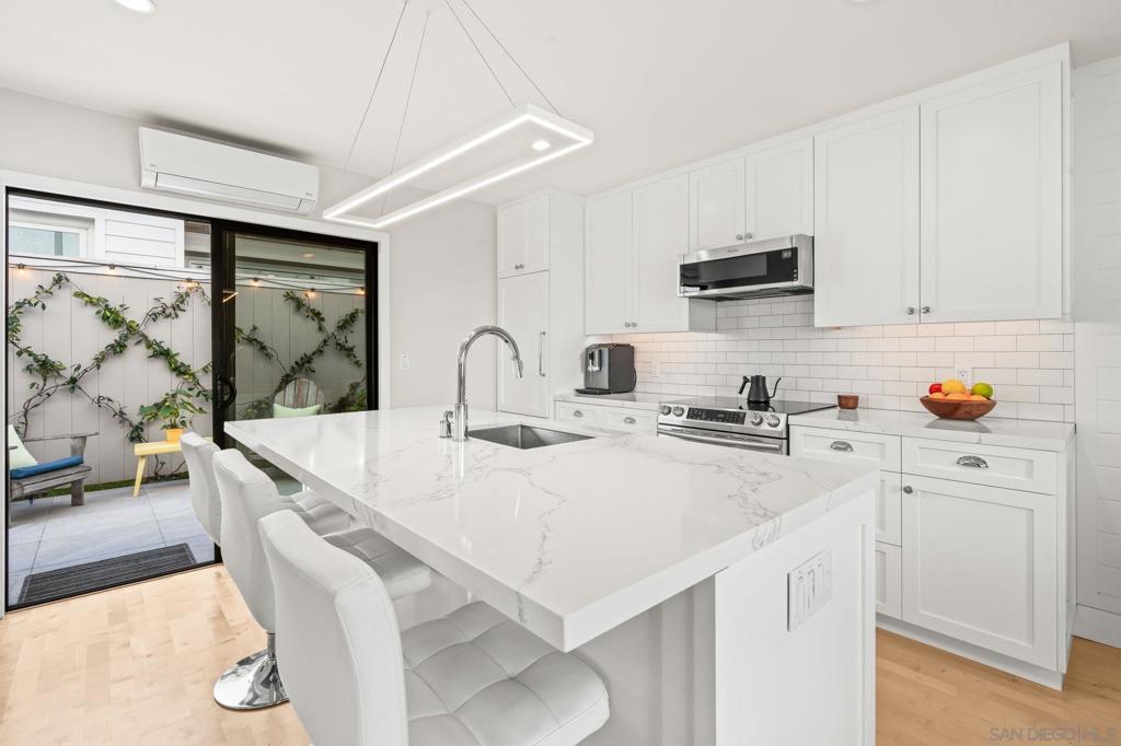 909 Olive Ave, Coronado, CA 92118 — photo 1