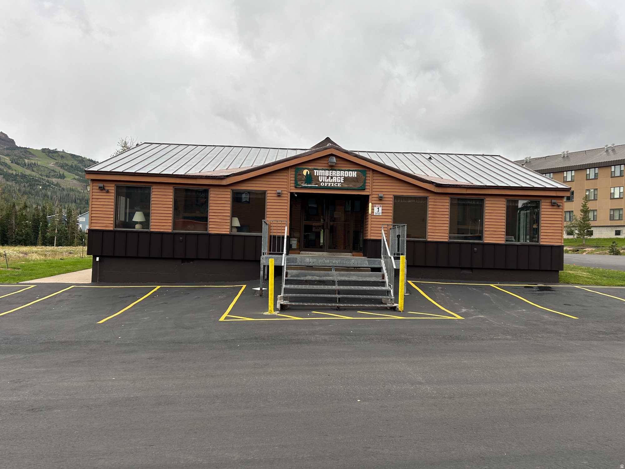 464 N HIGHWAY 143  #A-310, Brian Head, UT 84719 — photo 1