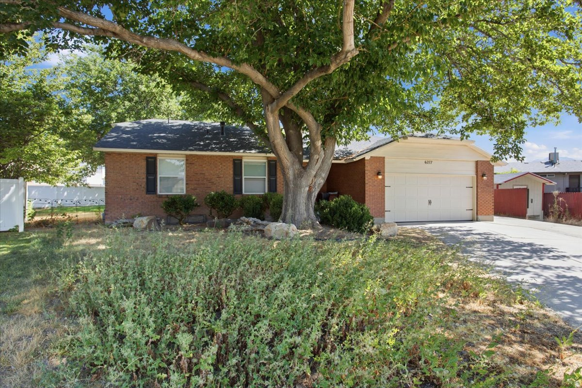 6277 S STONEHOLLOW CIR, Taylorsville, UT 84129 — photo 1