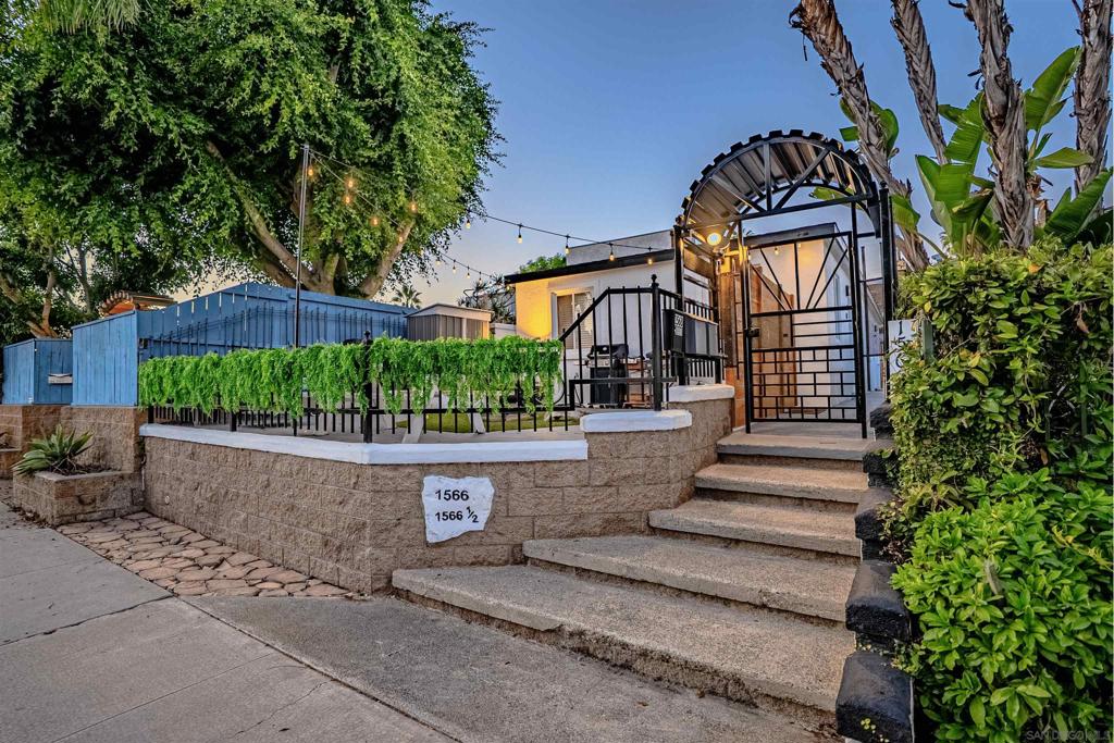 1566 Reed Ave, San Diego, CA 92109 — photo 1