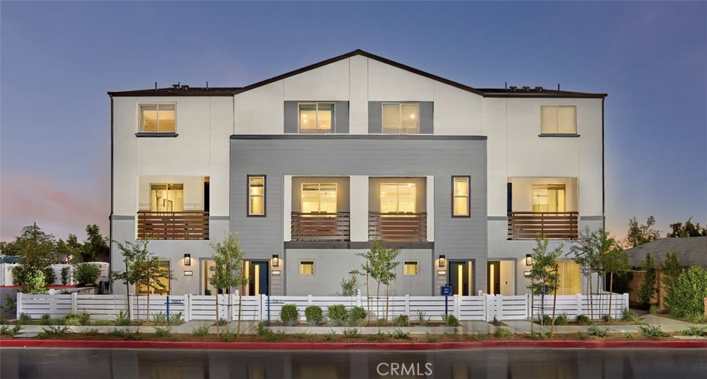 1304 W W Oak Crest Paseo, Ontario, CA 91762 — photo 1