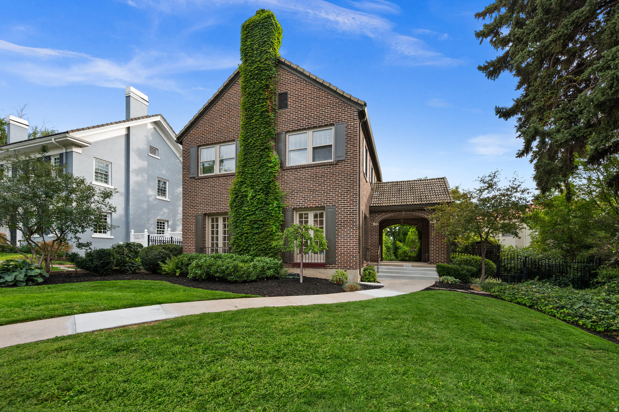 1432 E SOUTH TEMPLE ST, Salt Lake City, UT 84102 — photo 1
