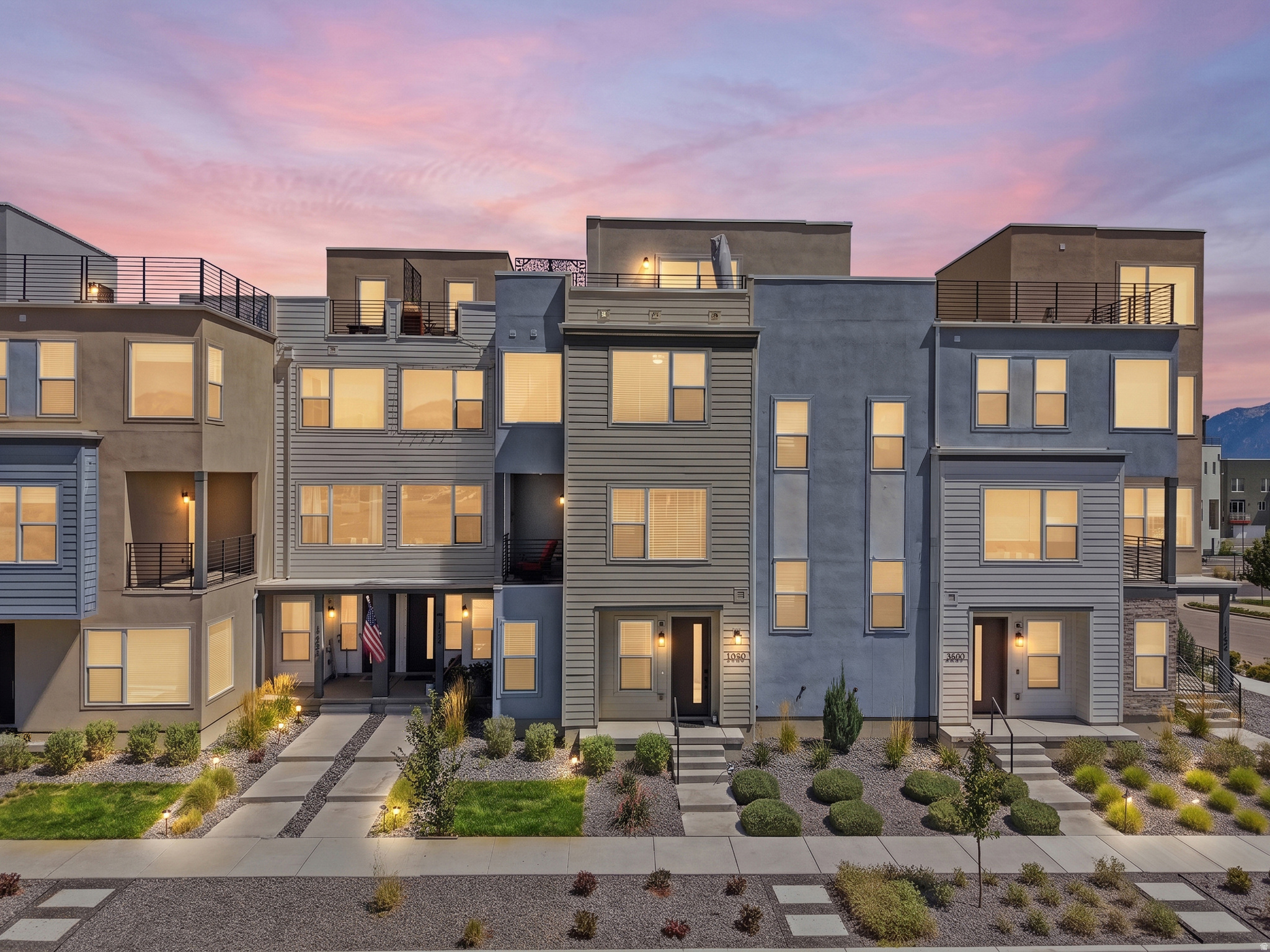 10643 S STAVANGER DR, South Jordan, UT 84009 — photo 1