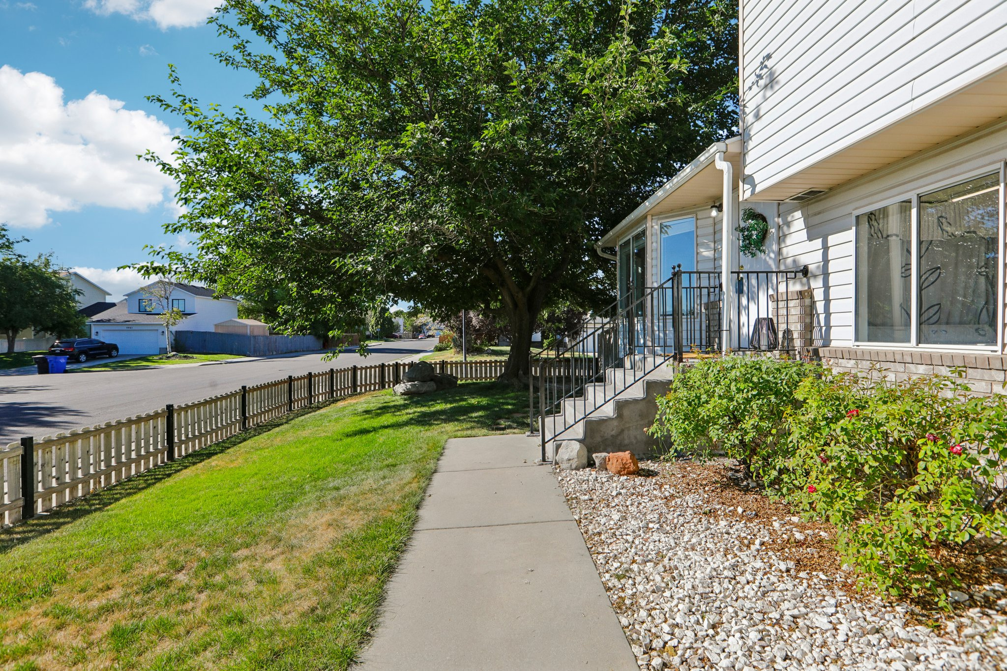 6504 S FAIRWIND DR, Taylorsville, UT 84129 — photo 1