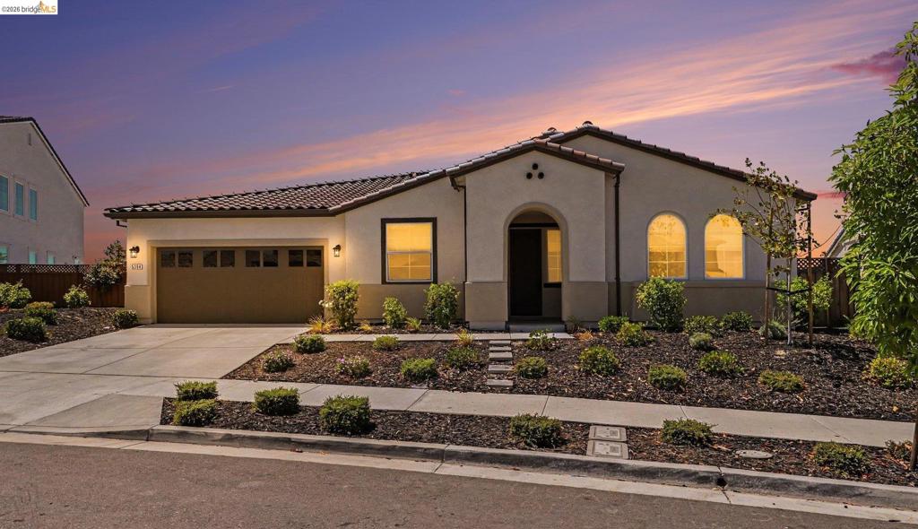 5394 Promontory Way, Antioch, CA 94531 — photo 1