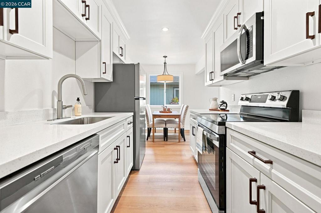 1133 Meadow Lane 34, Concord, CA 94520-3754 — photo 1