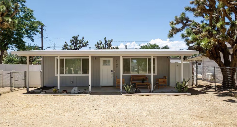 7192 Palm, Yucca Valley, CA 92284 — photo 1
