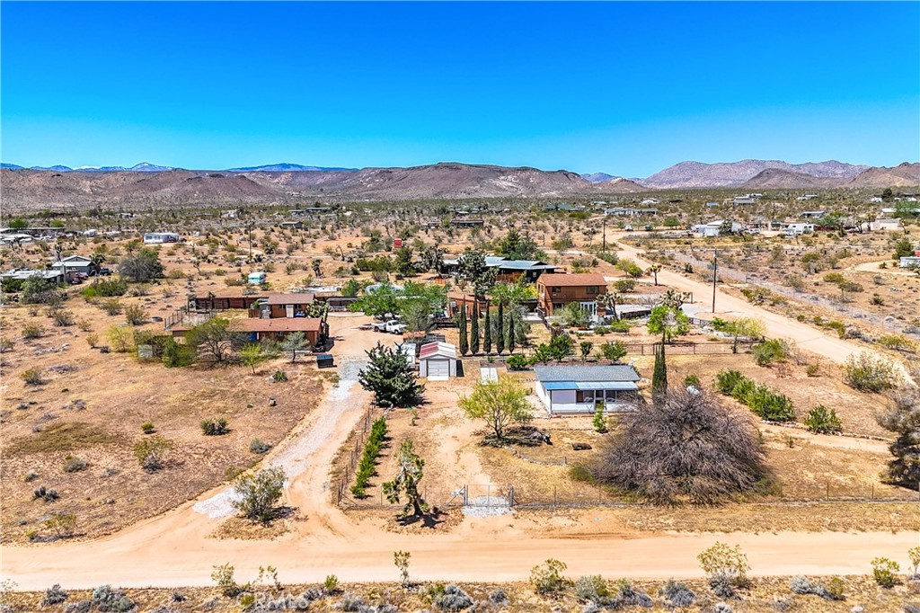 1010 Wamego, Yucca Valley, CA 92284 — photo 1